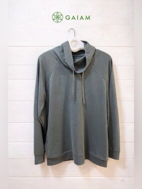 GAIAM Sage Green Hoodie XXL